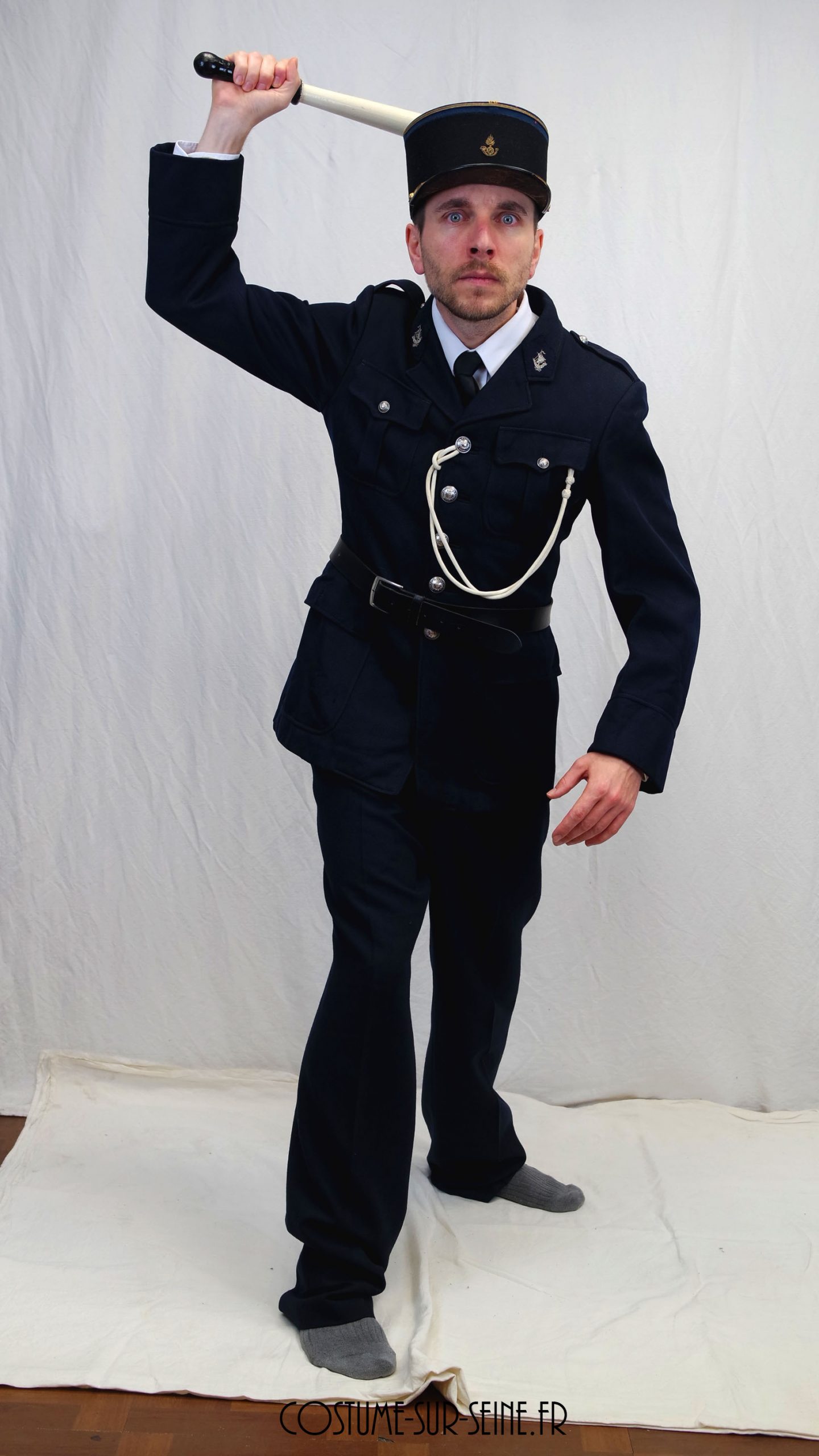 costume gendarme hirondelle