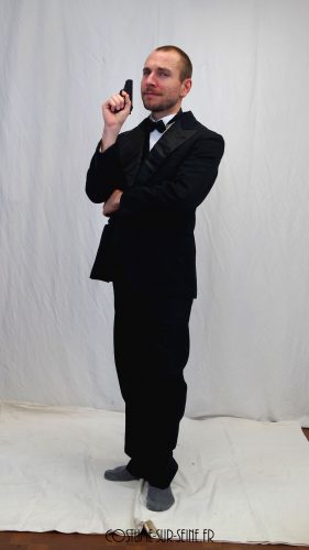 costume James Bond 007