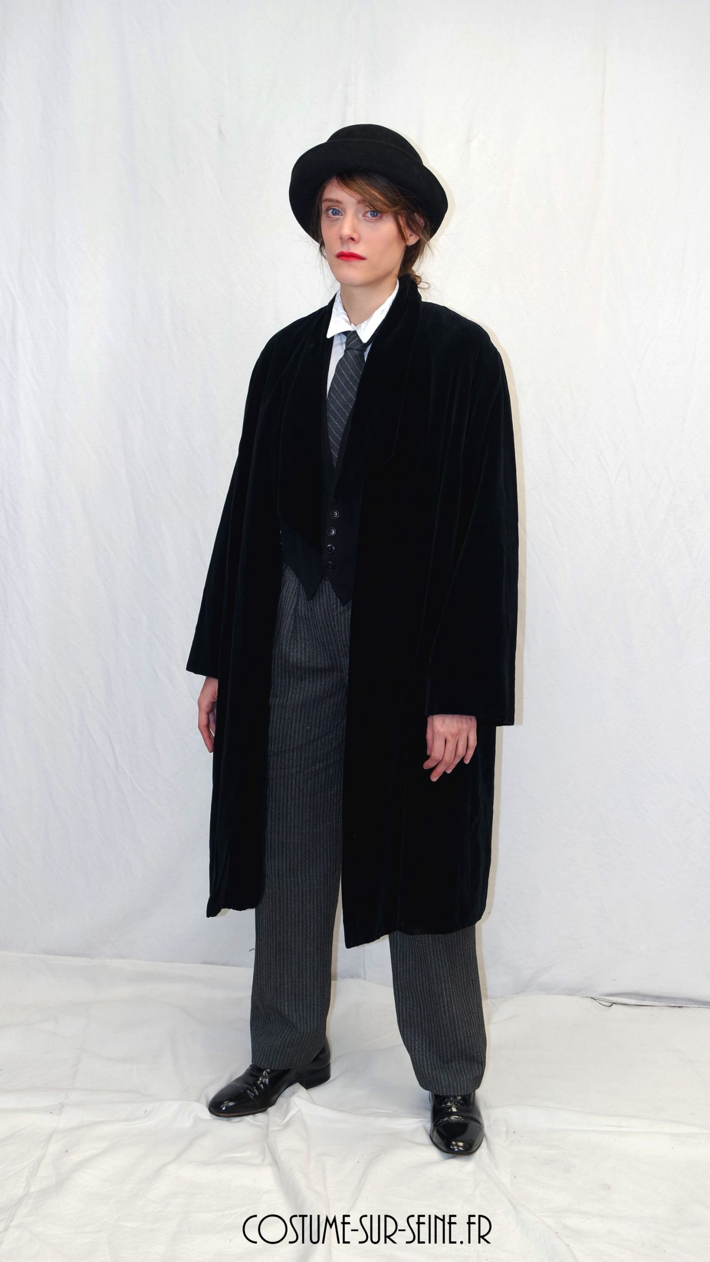 costume d'époque 1920 Garçonne