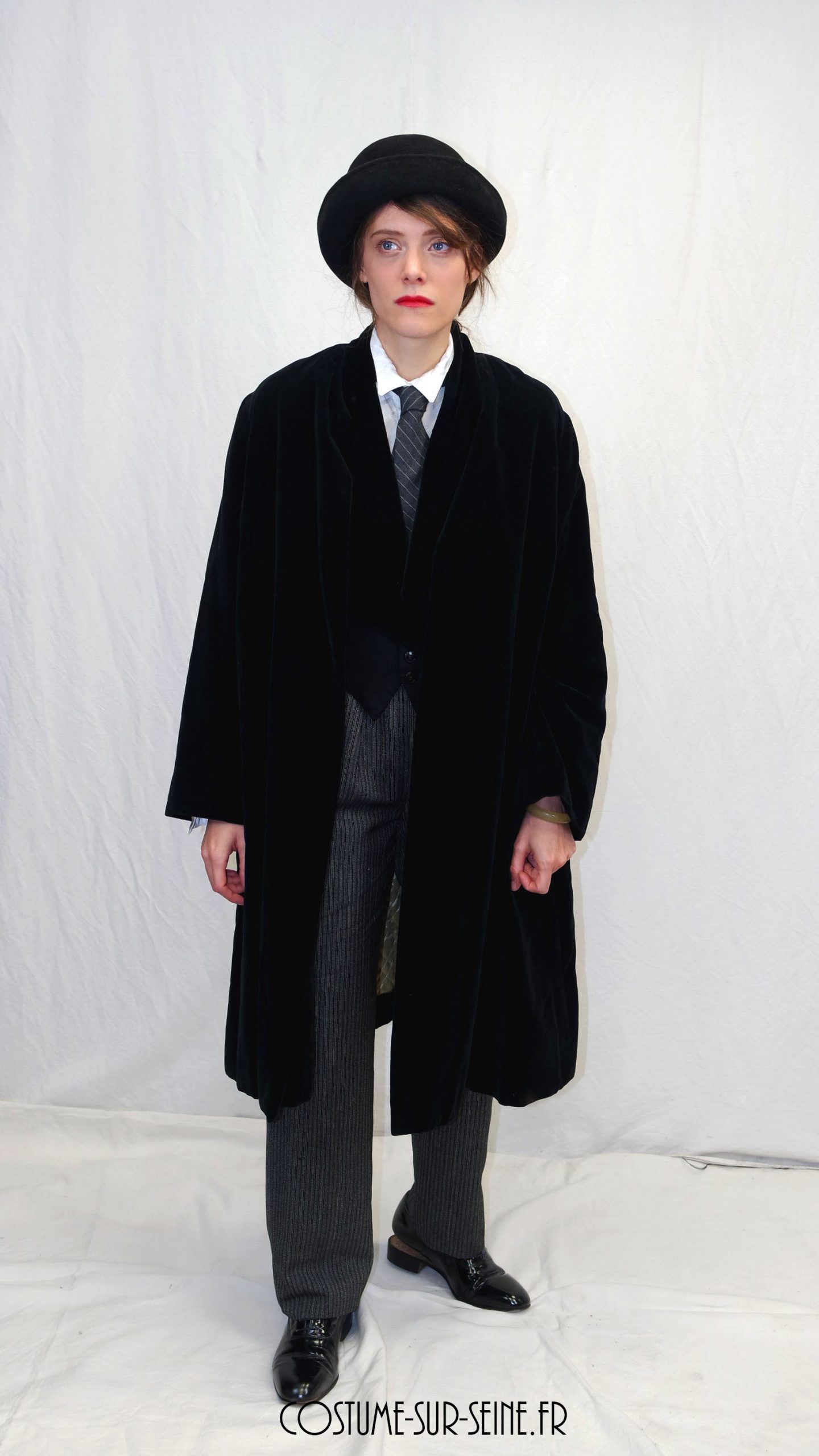 costume d’époque 1920 Garçonne